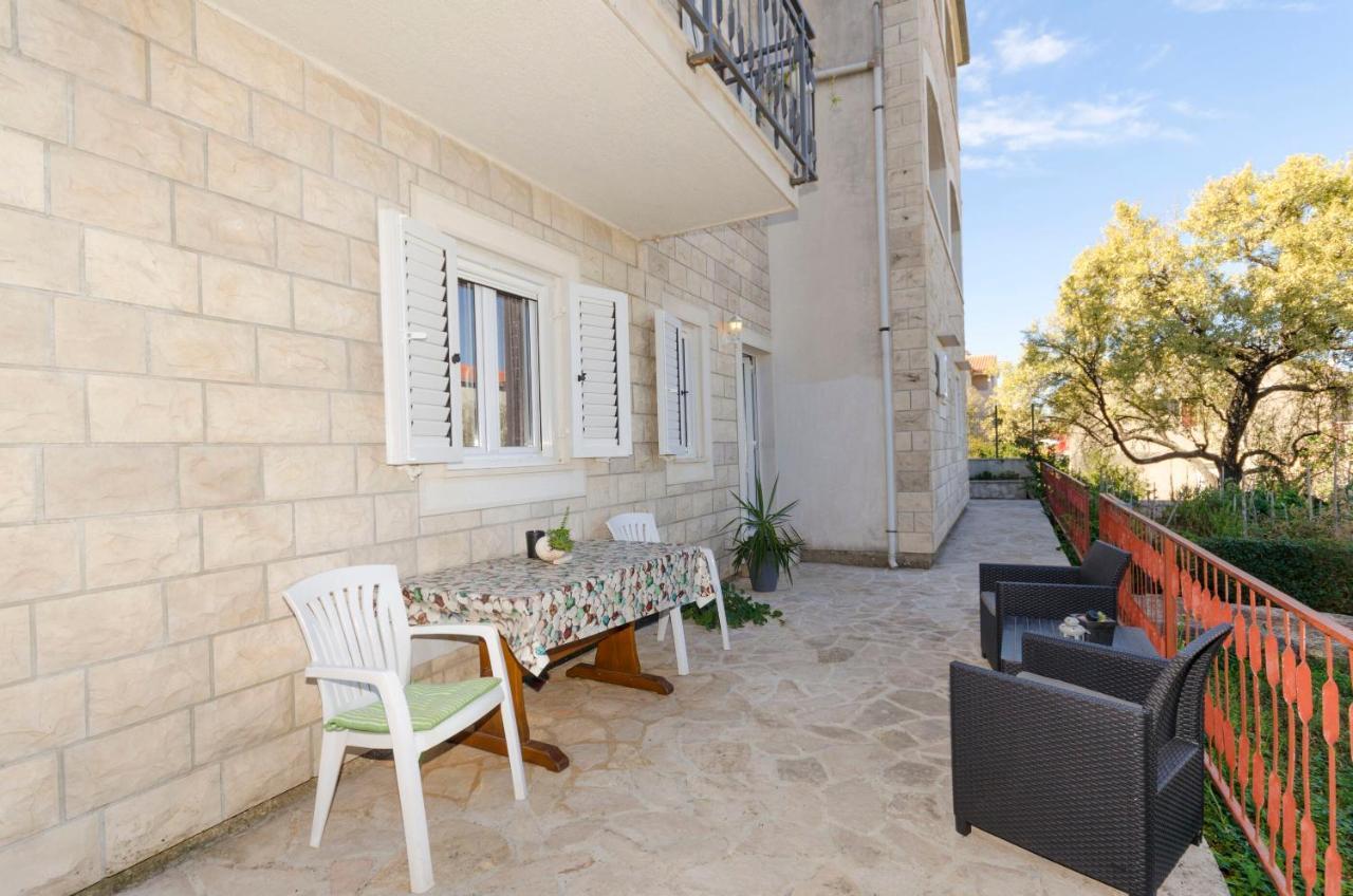 סופטאר Apartments Silvana מראה חיצוני תמונה
